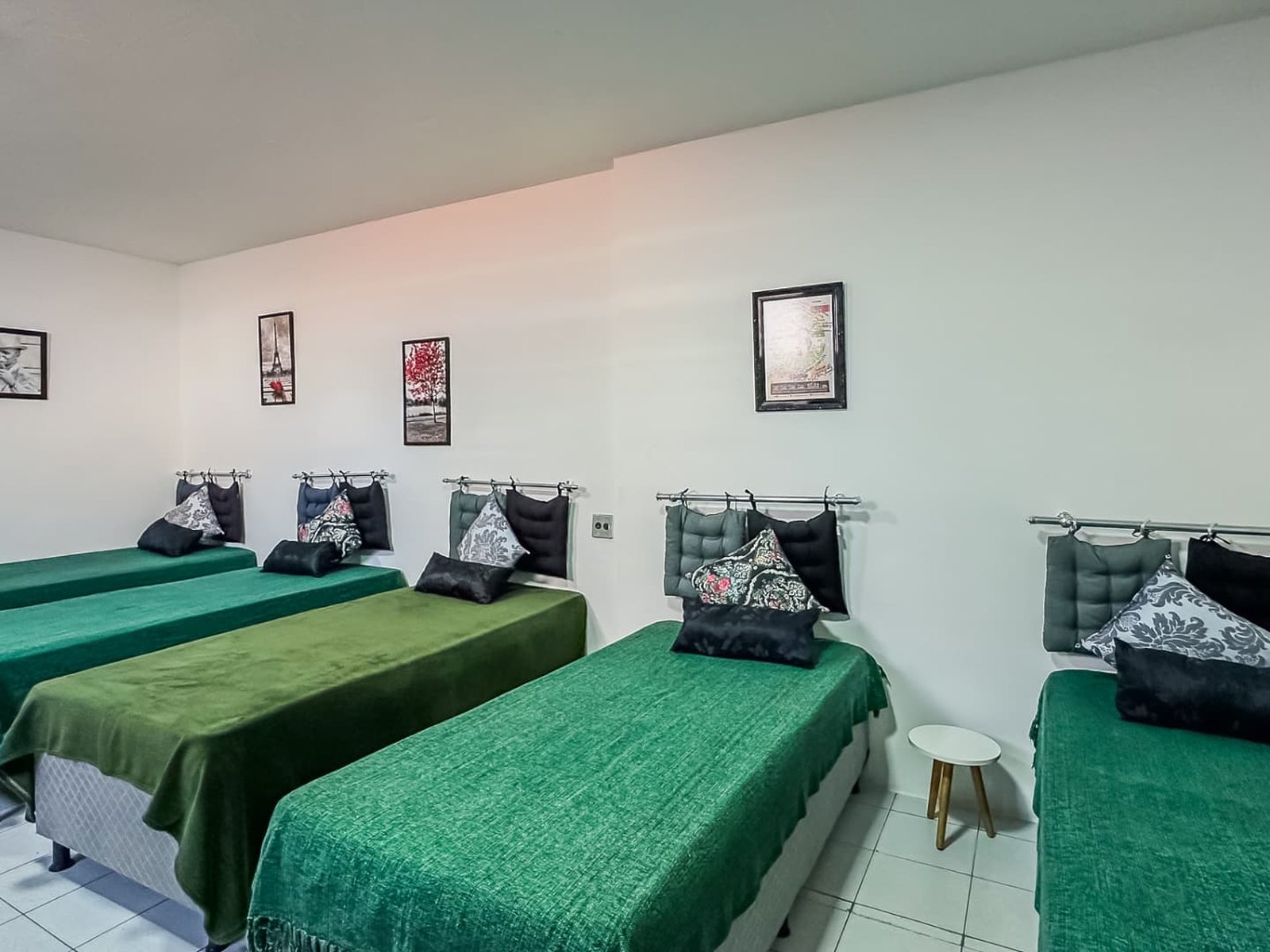 Quarto amplo